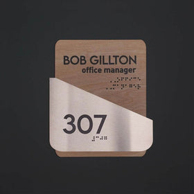 Іменна табличка з номером кабінету — "Downhill" Дизайн