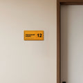Табличка «Навчальний кабінет 12» зі шрифтом Брайля на дверях, жовтий акрил для навчального приміщення - Photo #3
