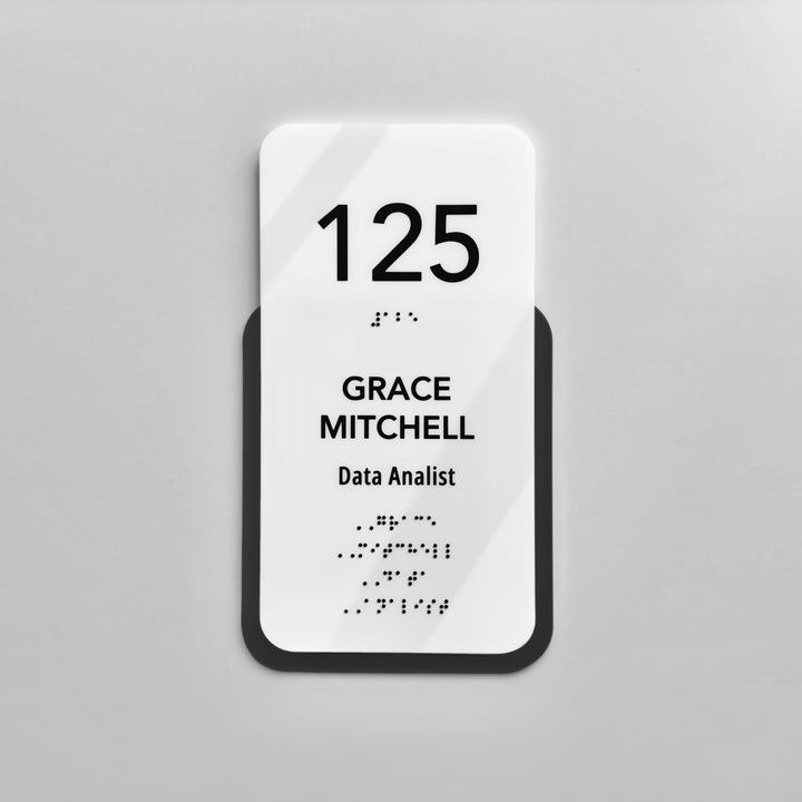 Акриловая именная табличка на дверь с номером кабинета — "Elegant" дизайн